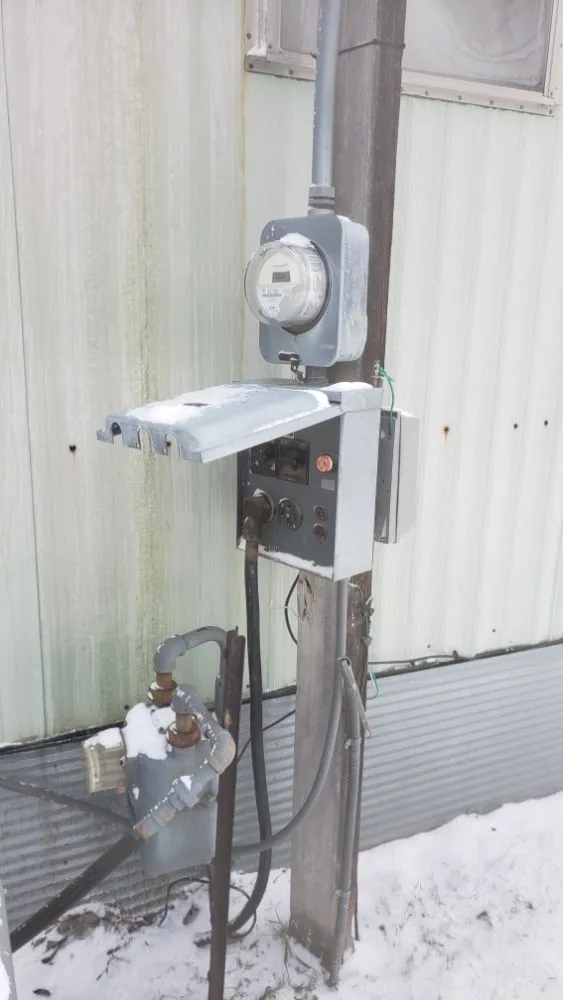 Slide of Brad's Electric LLC