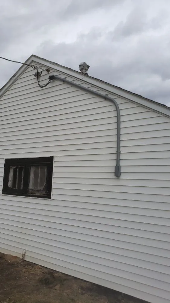 Slide of Brad's Electric LLC