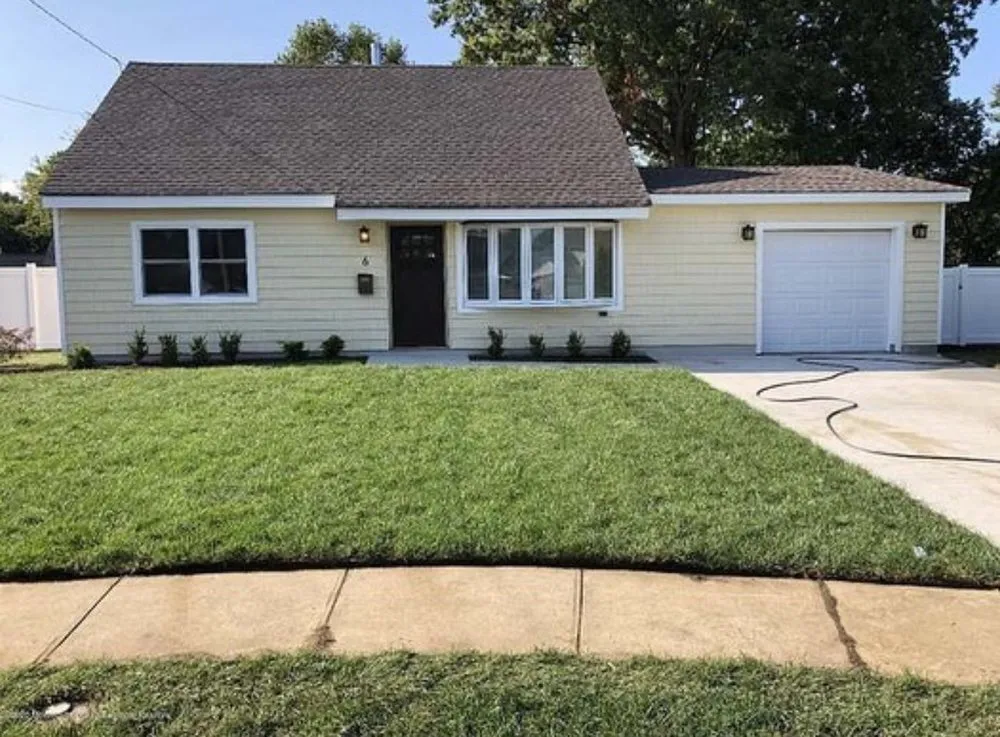 Slide of Brady Renovations