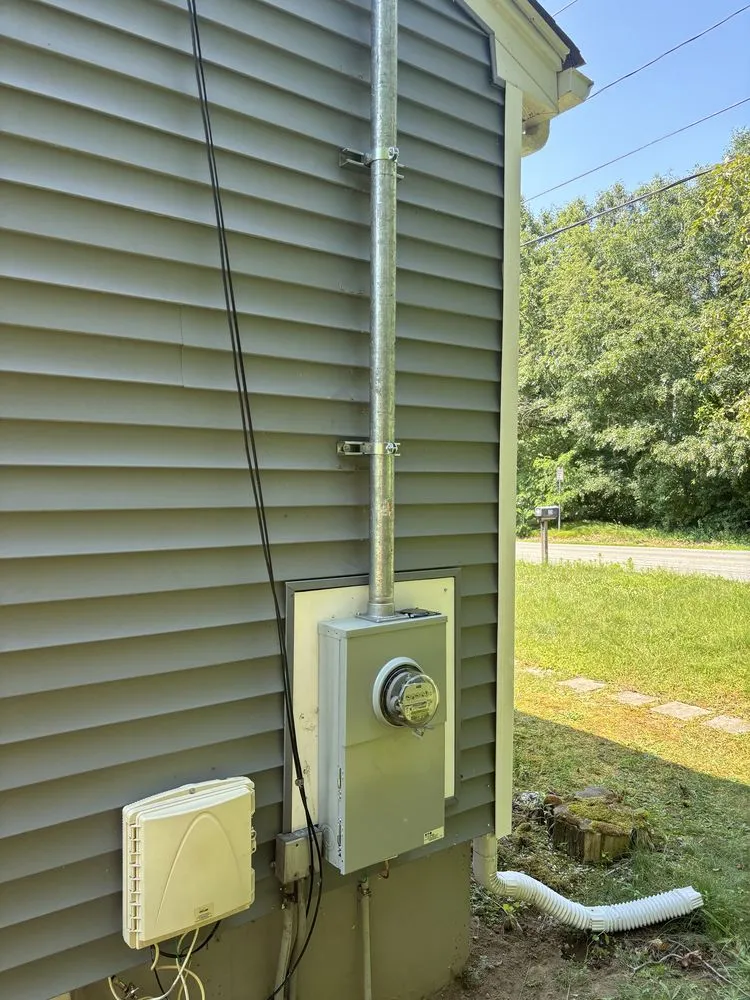 Slide of Brandon Silva