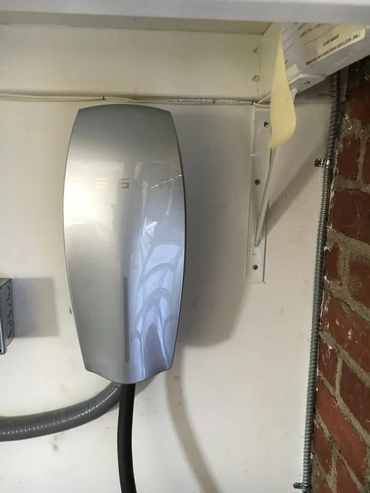 Slide of Branover Contractors