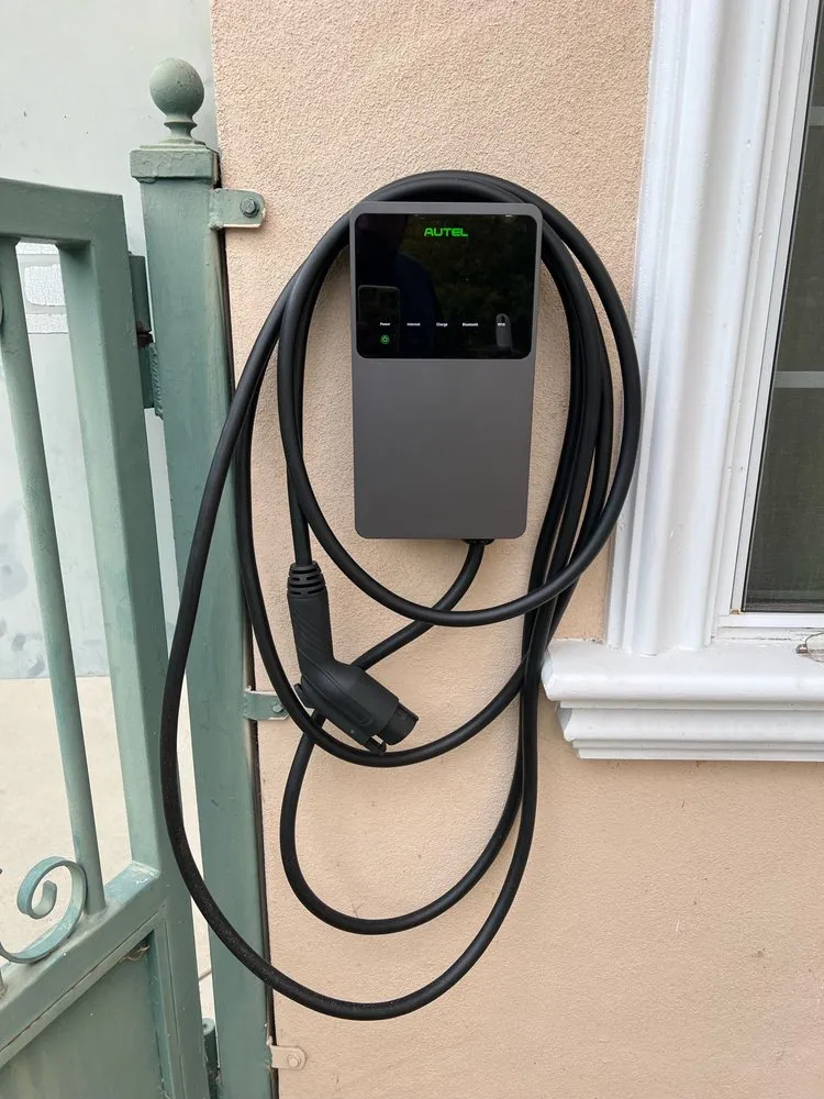 Slide of Branover Contractors