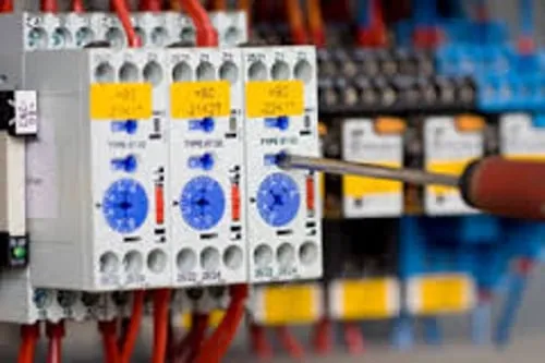 Expert circuit breaker repair experts serving Flushing, NY - Brant Electrical