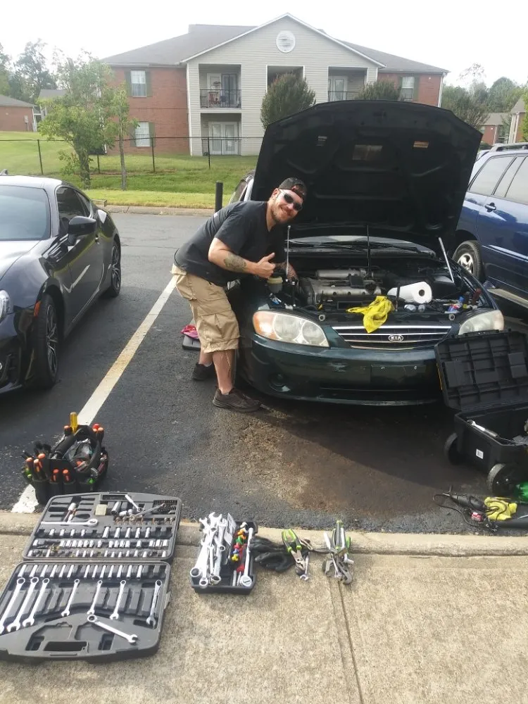 Slide of Brantleys Mobile Mechanic Service