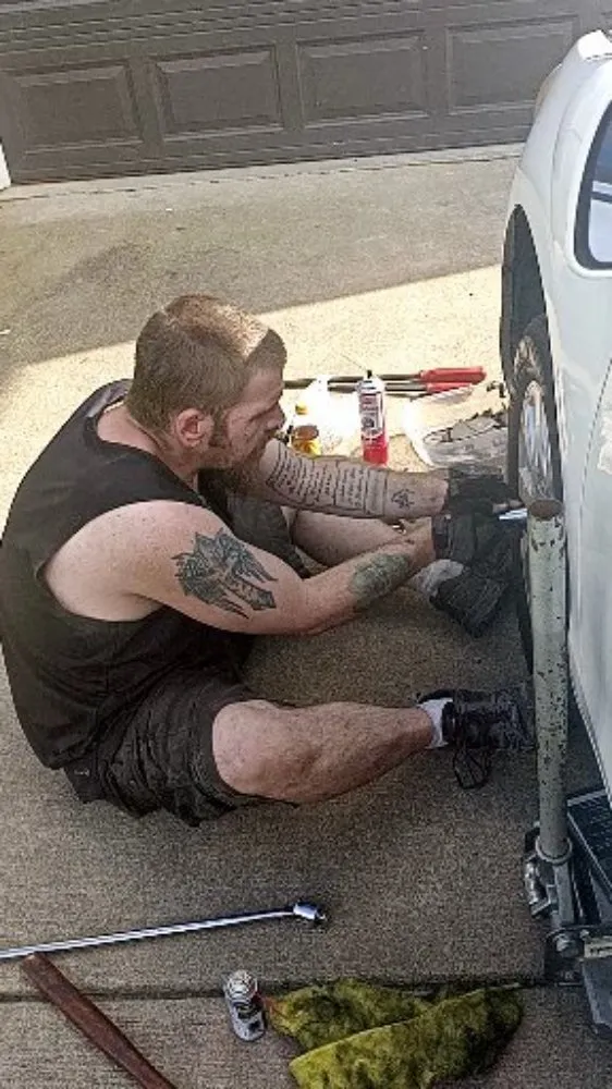 Slide of Brantleys Mobile Mechanic Service