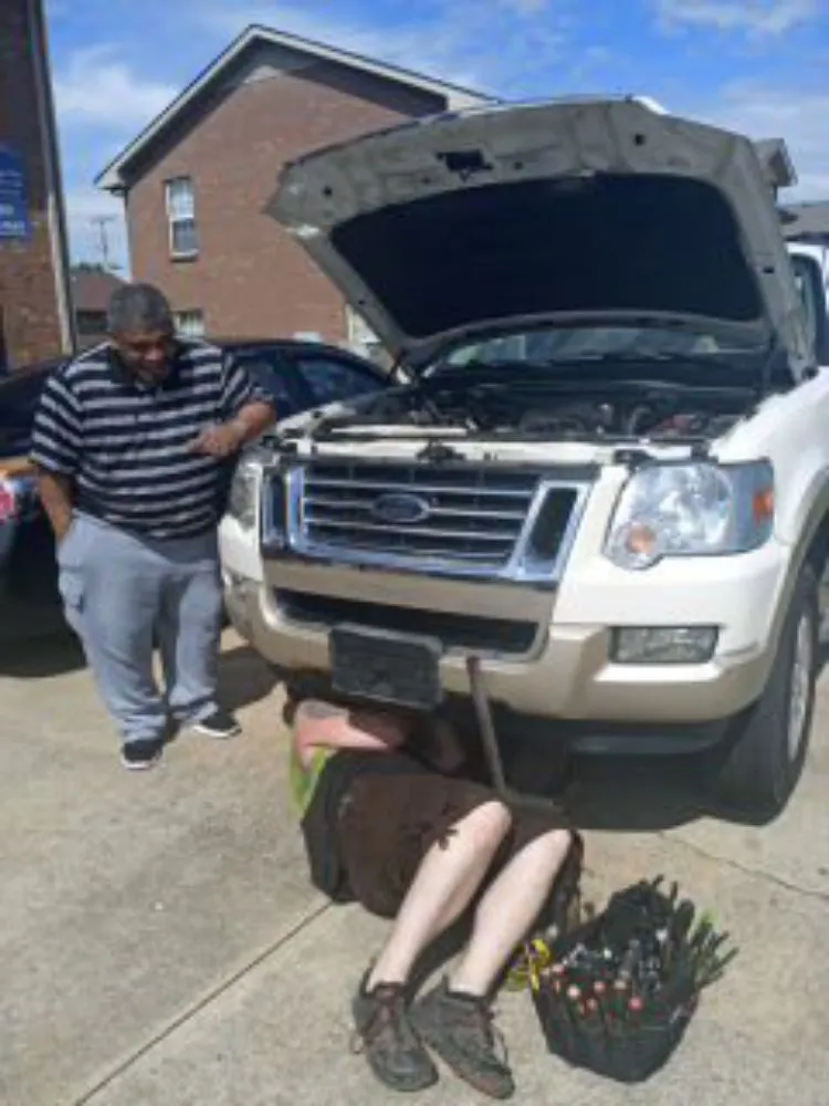 Slide of Brantleys Mobile Mechanic Service