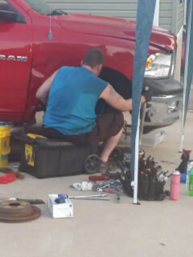 Professional electrician providing emergency electrical service in Clarksville, TN - Brantleys Mobile Mechanic Service