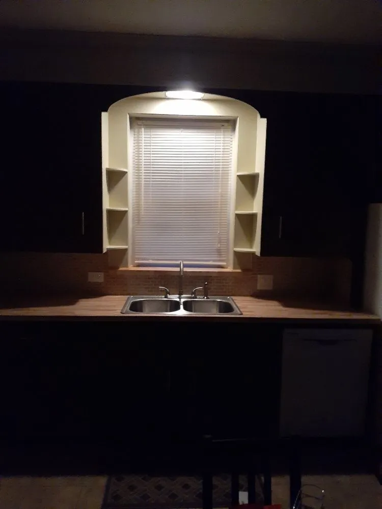 Certified electrician providing lighting installation in , 