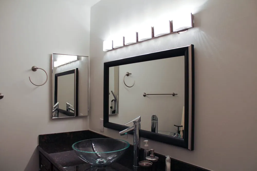 Slide of Bravi Electric