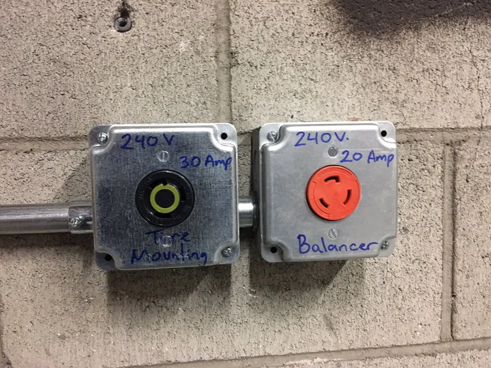 Slide of Bravi Electric