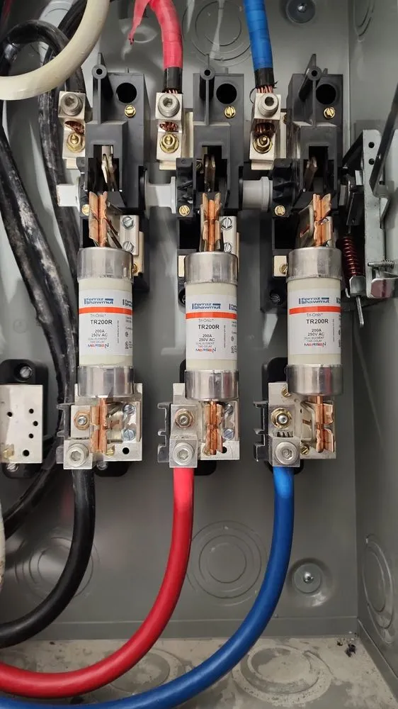 Slide of Bravo Electric