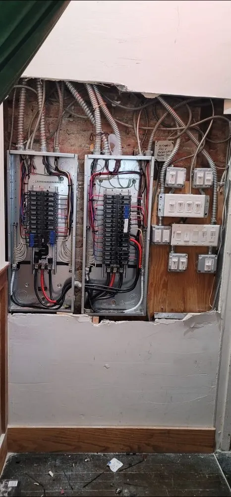 Slide of Bravo Electric