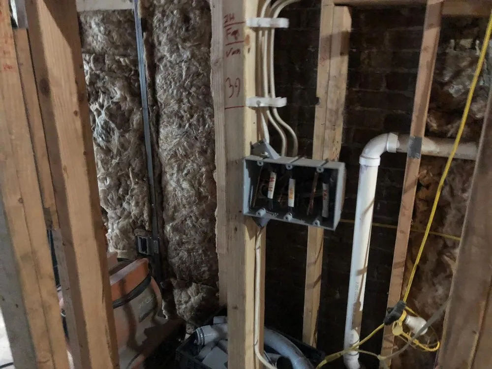 Slide of Bravo Electric