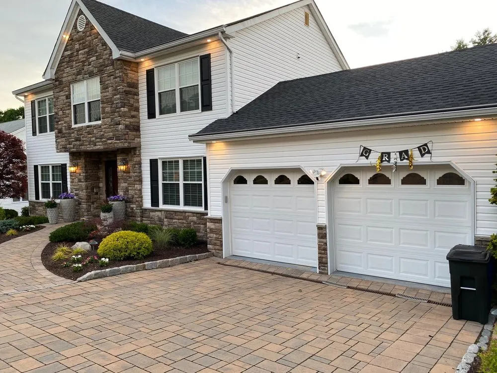 Slide of Bravo Electric