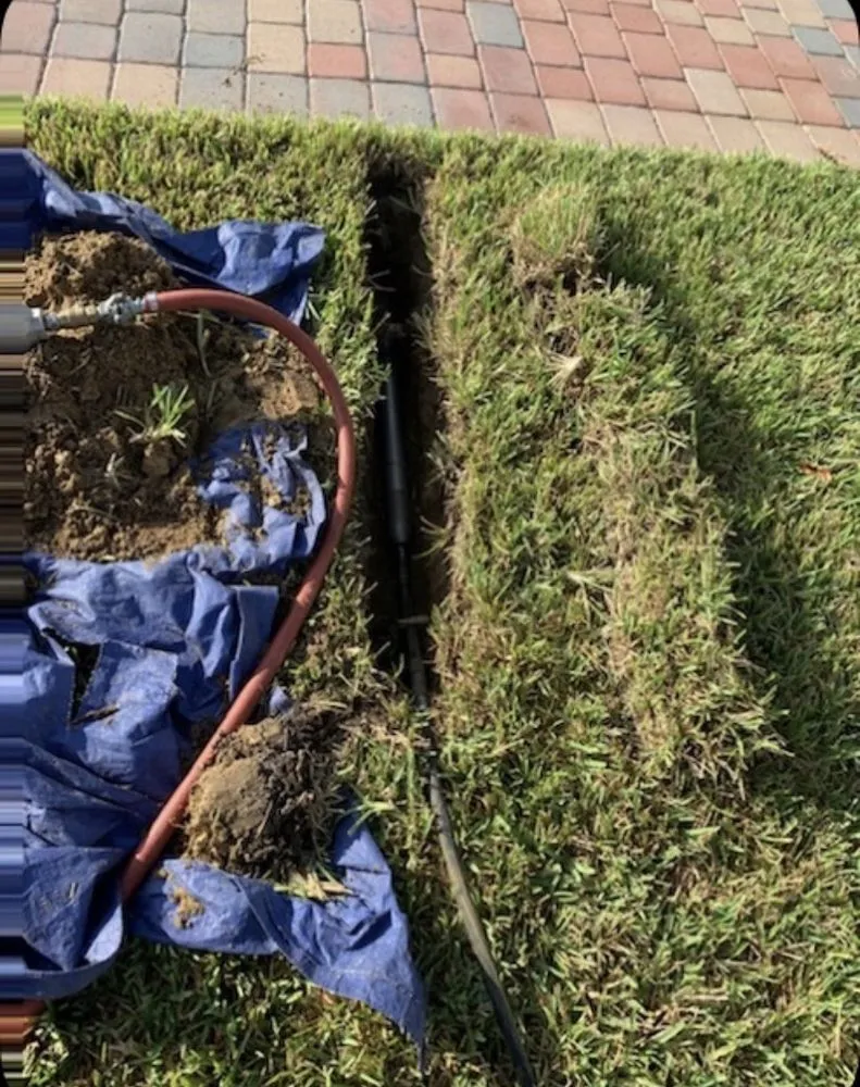 Slide of Bravo's Full Services and Repair