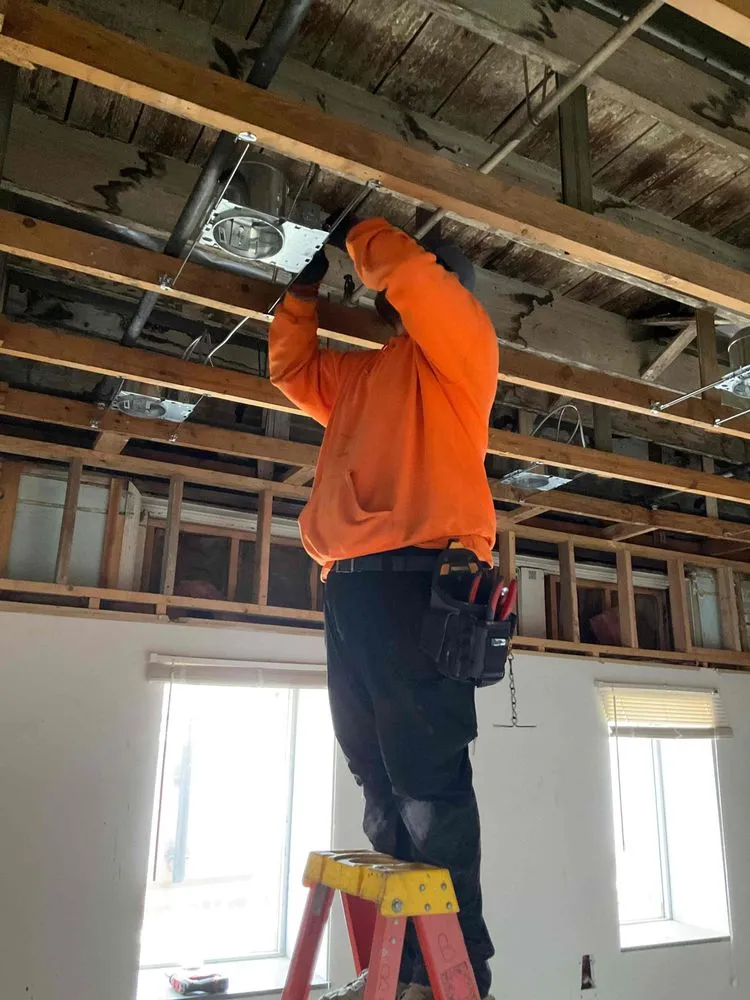 Slide of Brda Electric