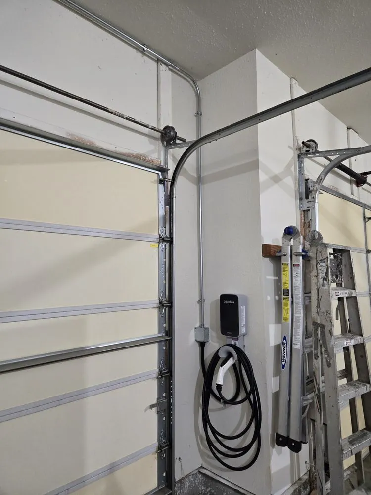 Licensed circuit breaker repair in Tampa Bay, FL by Brda Electric