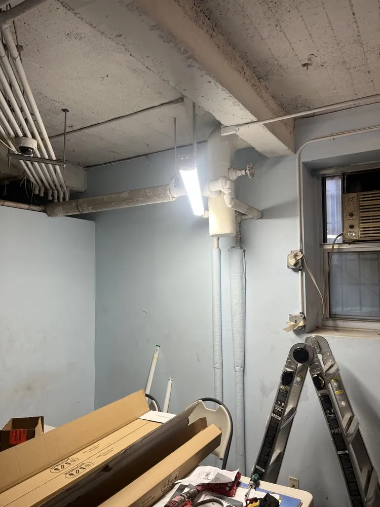 Slide of Breezy Electrical