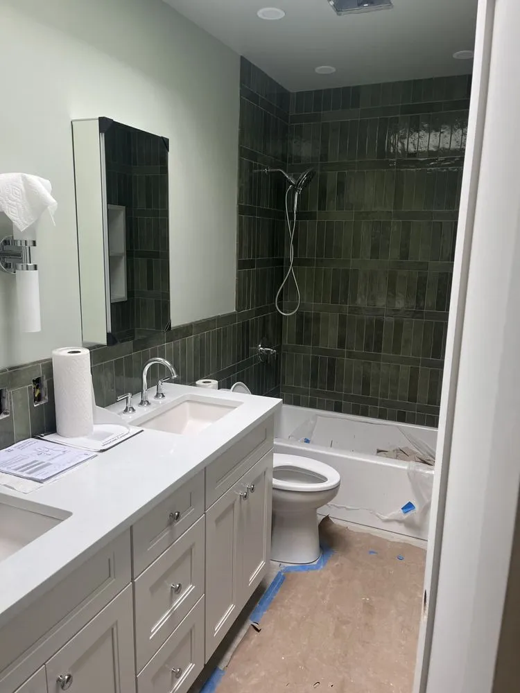 Reliable electrician providing circuit breaker repair in ,