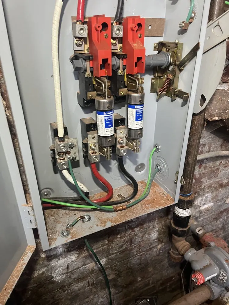 Slide of Breezy Electrical