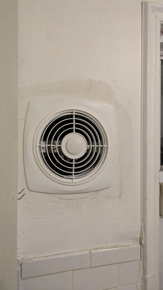 Slide of Breezy Electrical