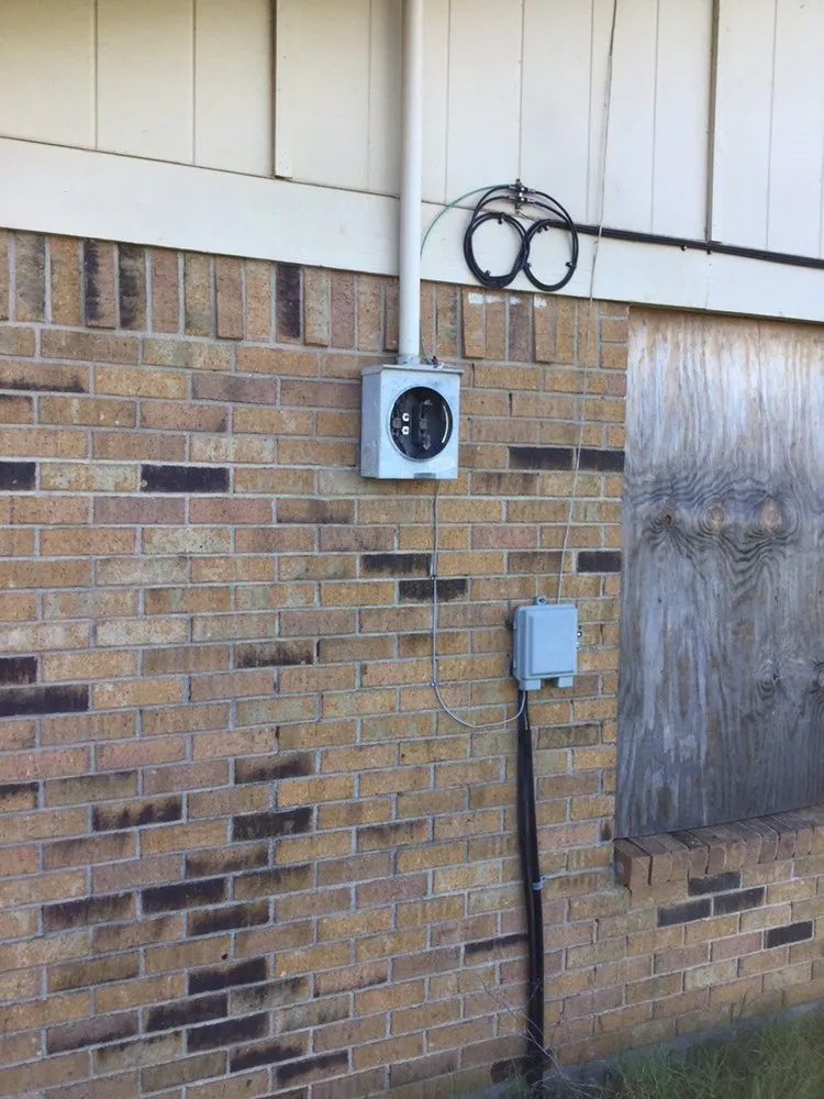 Professional emergency electrical service experts serving Sadler, TX - Brian Jackson Electric