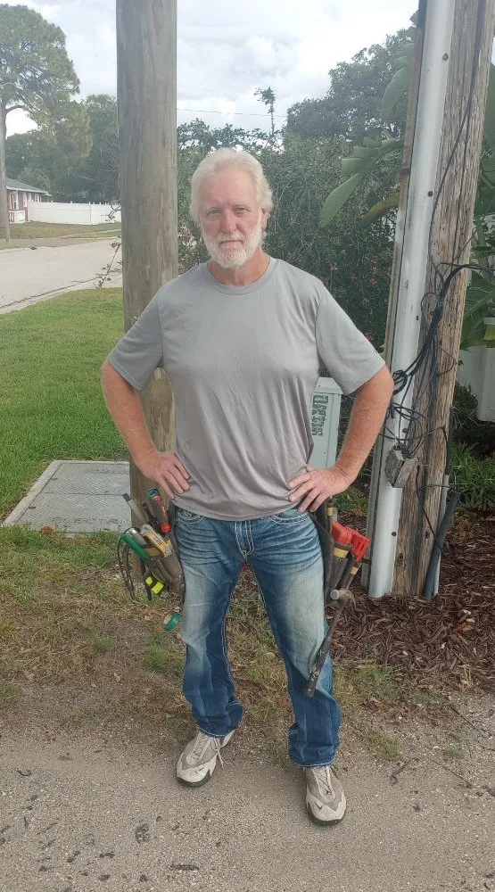 Licensed panel upgrade service in St. Petersburg, FL - Brian The Handyman