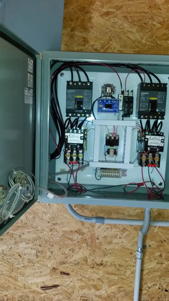 Slide of Bricoleur Maintenance and Repair