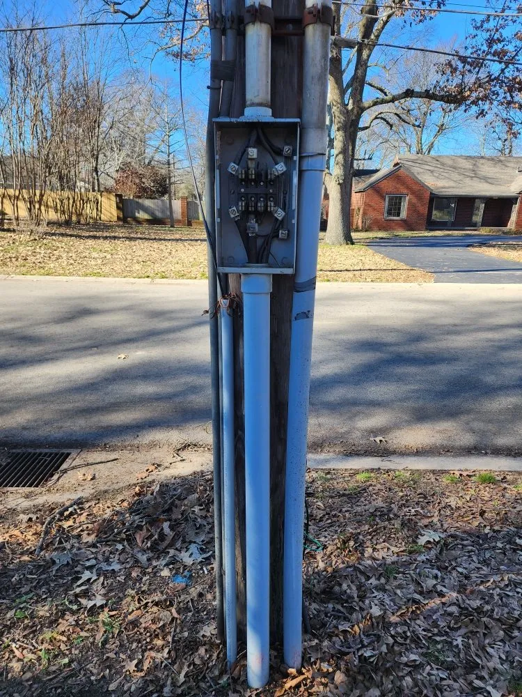 Slide of Bricoleur Maintenance and Repair