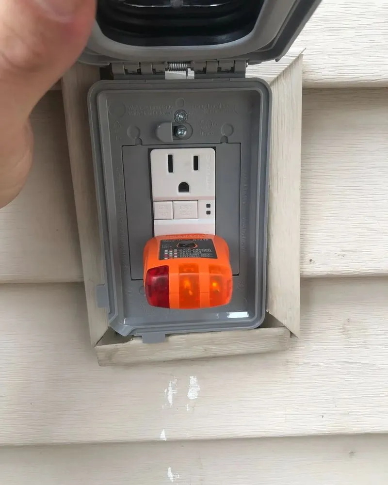 Slide of Bridgeport Emergency Electrician