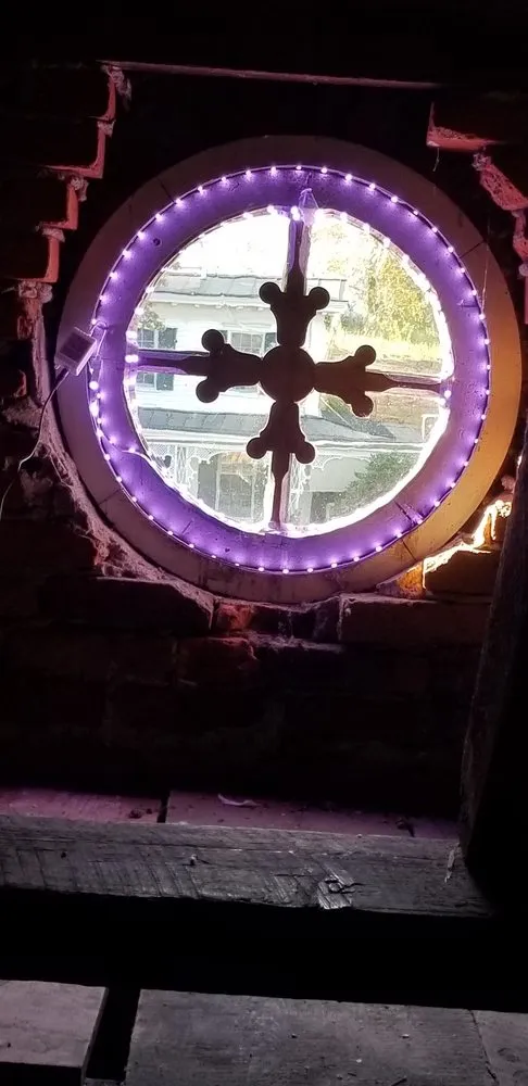 Slide of Bright Idea Lighting