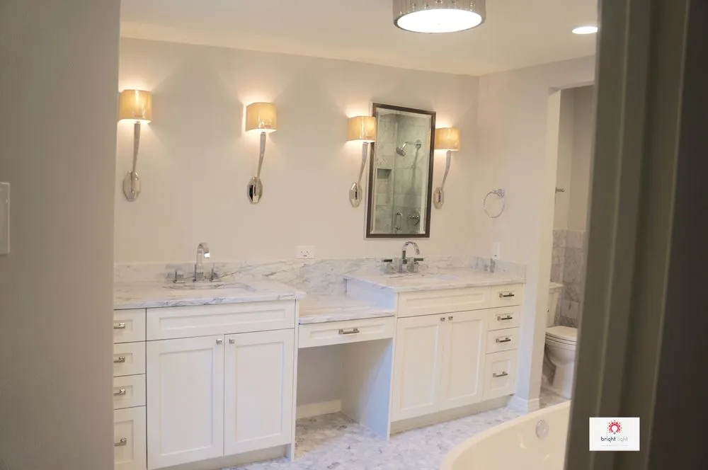 Certified electrician providing outlet and switch repair in Dallas, TX - Bright Light Electric