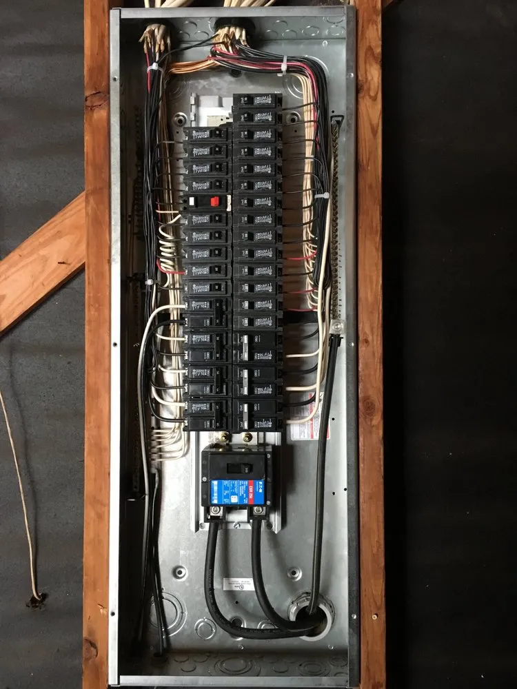 Emergency electrical service for homes in lighting installation,  by 