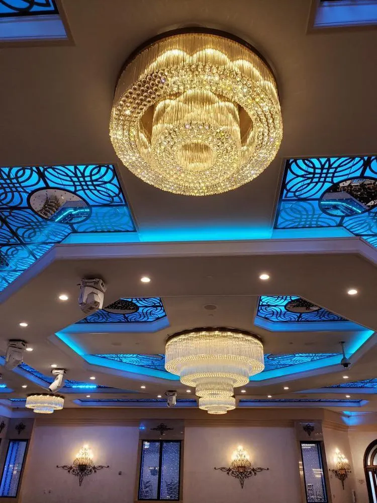 Professional electrician providing emergency electrical service in , 