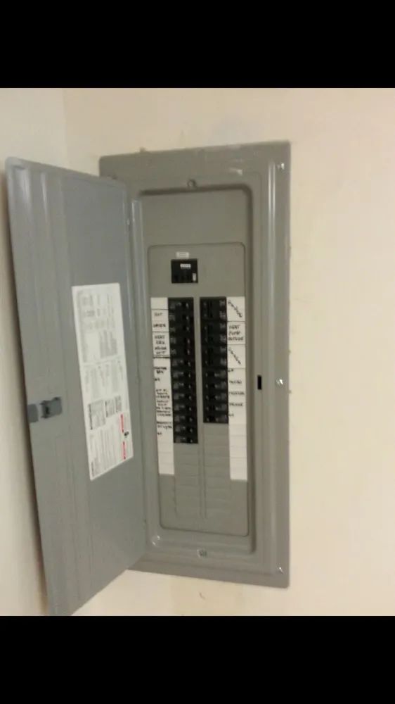 Expert electrician providing panel upgrade in Meadowbrook, PA - Brighton Electric