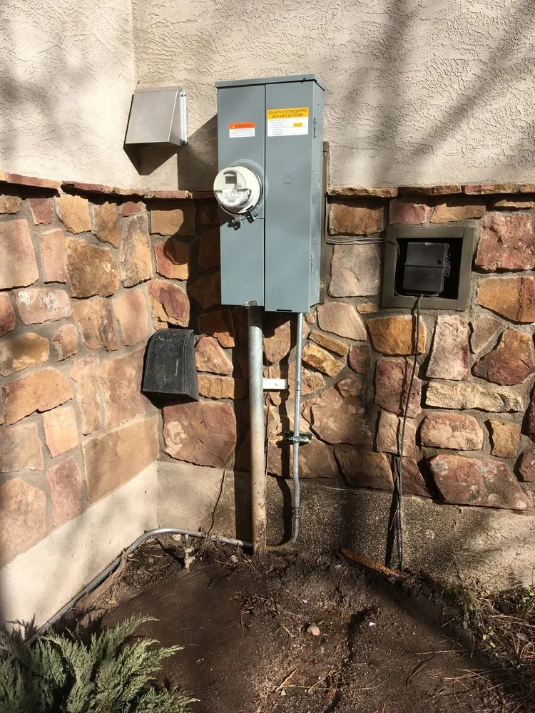 Slide of Brilliant Solar and Electric