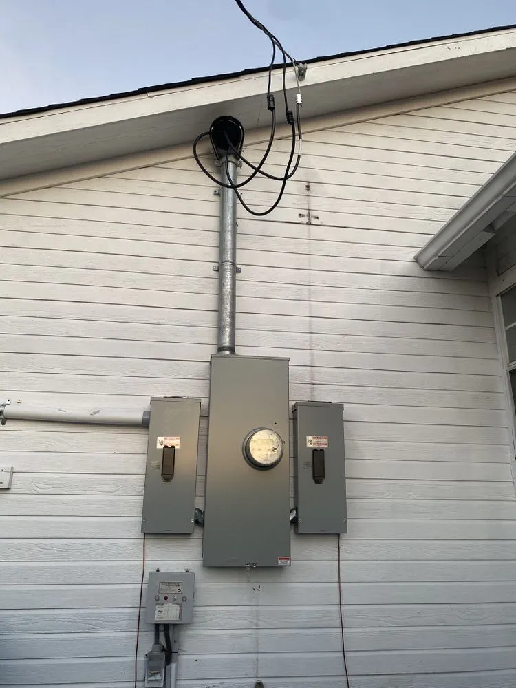 Slide of Briones Electric