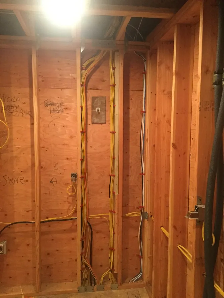 Expert electrician providing electrical repair in Point Lookout, NY - Brite Lite Electric Corp