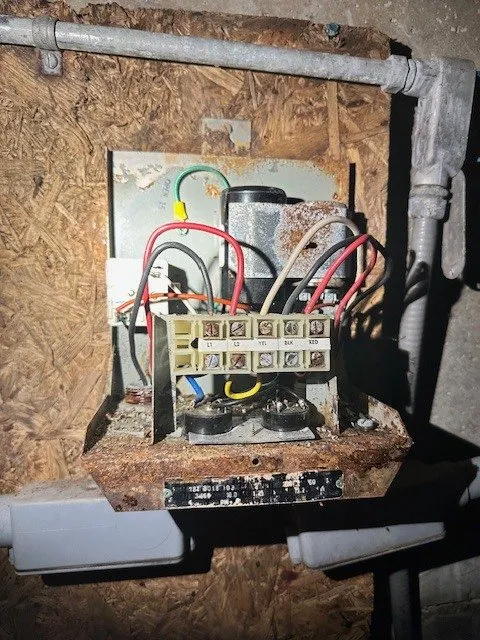 Slide of Broadband Man