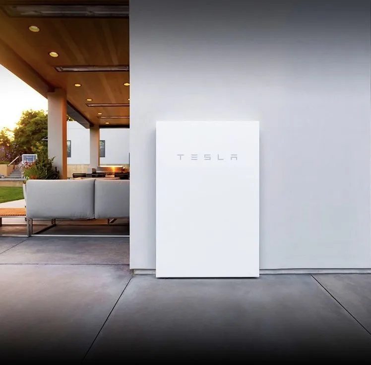 Emergency electrician providing wiring installation in , 