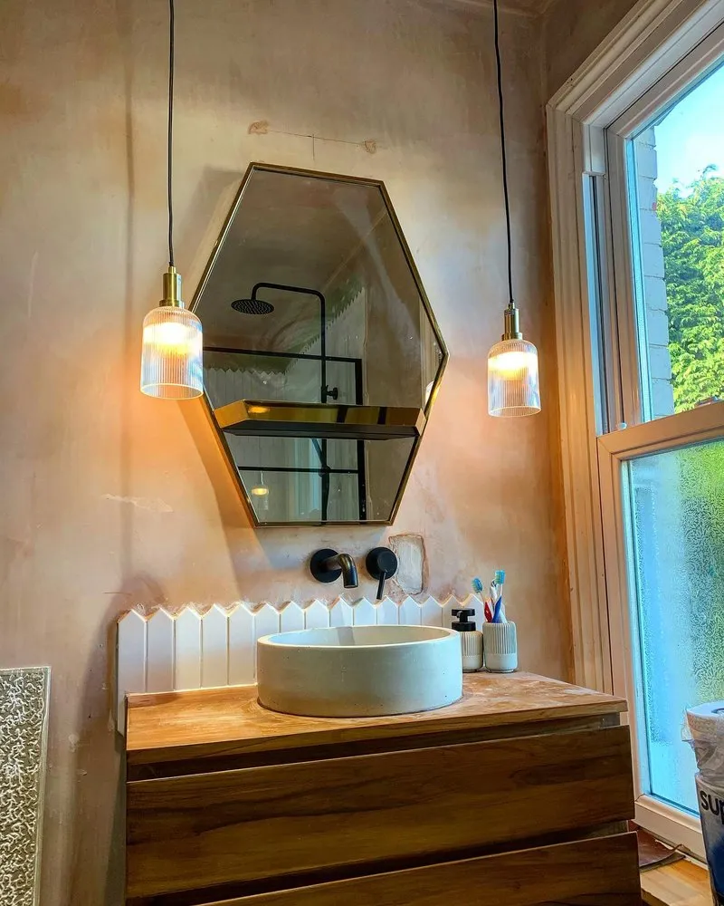 Slide of Broadway Triangle Electricians