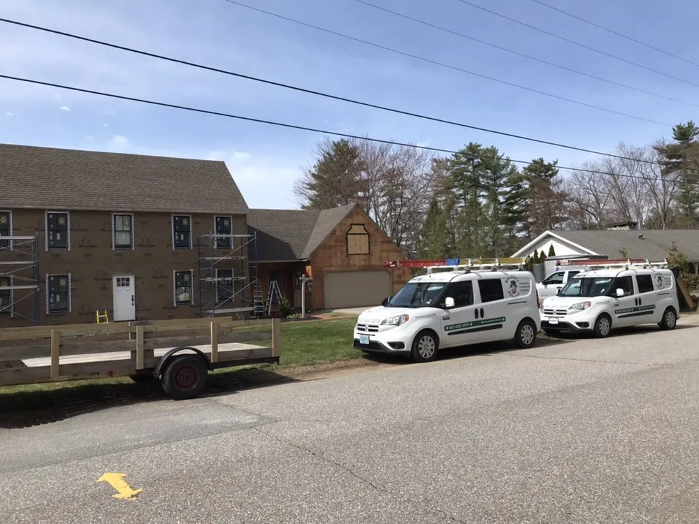Licensed electrician providing circuit breaker repair in Brookfield, NH - Brookfield Electric