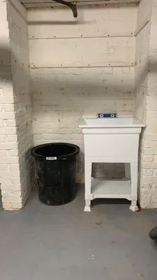 Brooklyn Pro Service Logo