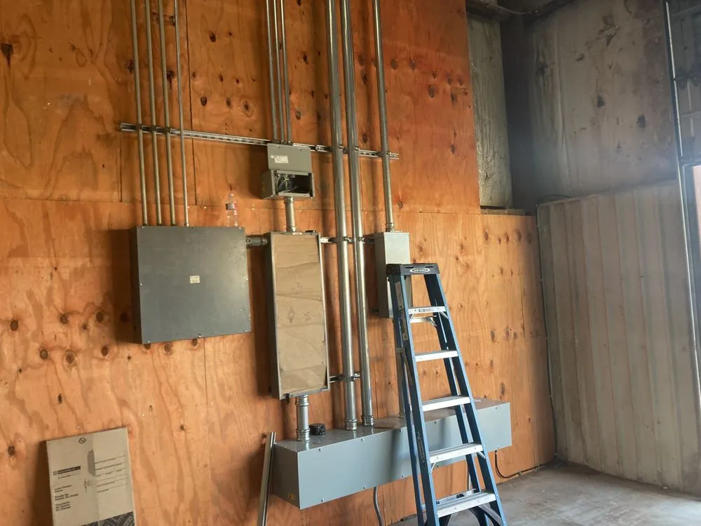 Slide of BrotherlyLove Electric