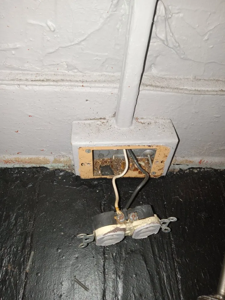 Expert emergency electrical service experts serving ,  - Brother's