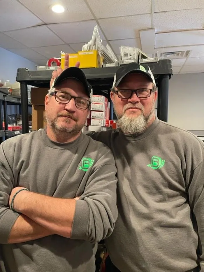 Certified electrical service for homes in wiring installation, by