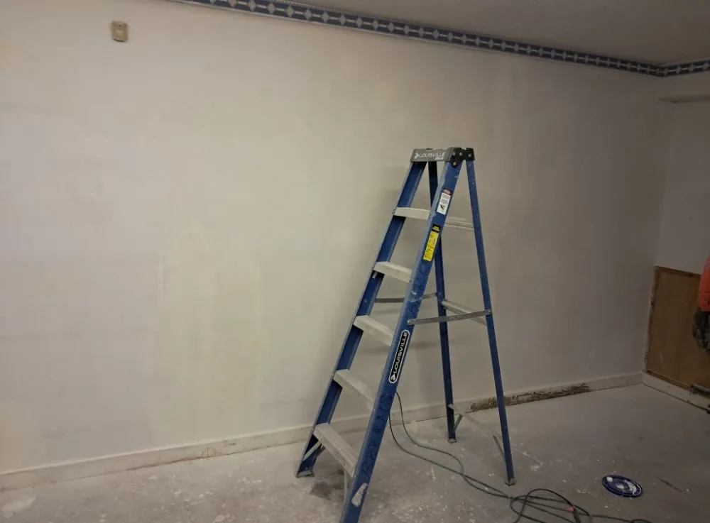 Professional emergency electrical service in ,  by Brothers Restoration Remodeling and Maintenance Services