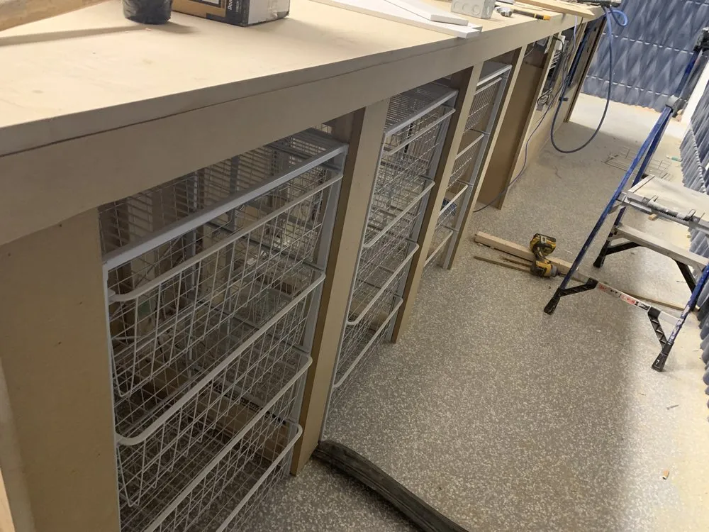 Emergency circuit breaker repair service in ,  - Brownz Construction And Handyman Service