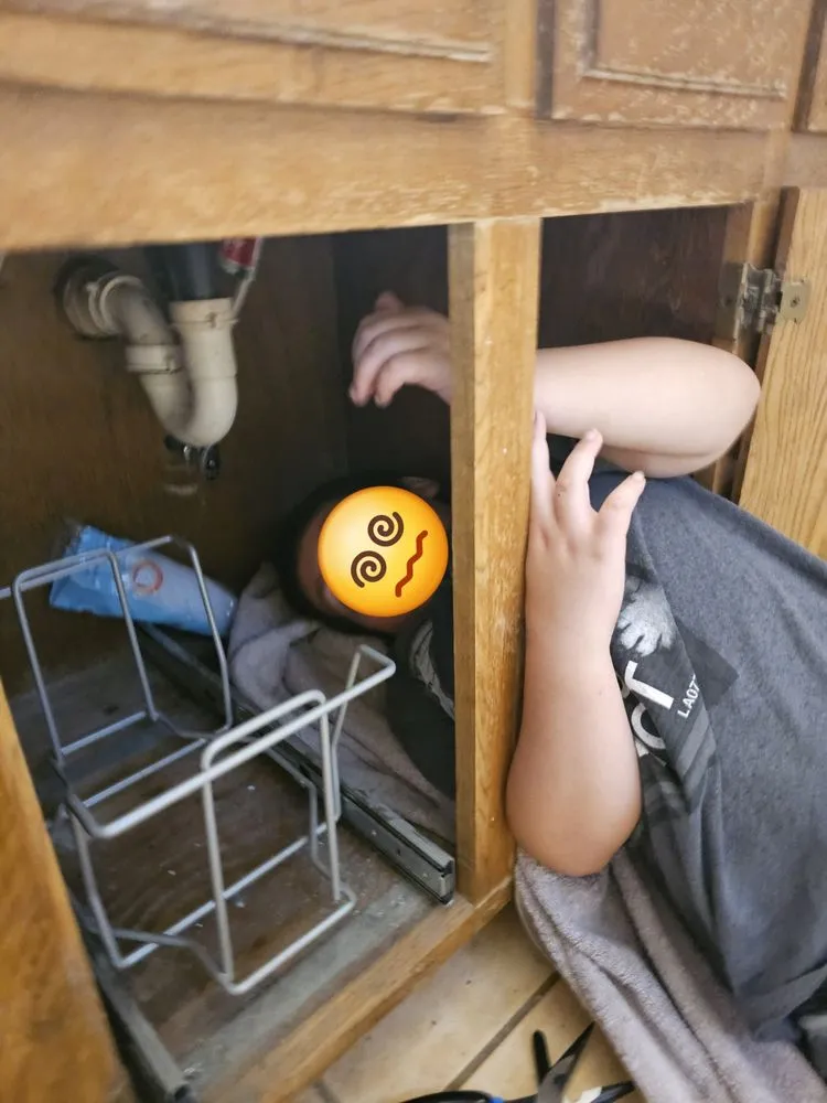 Slide of Bruin Builds Handyman