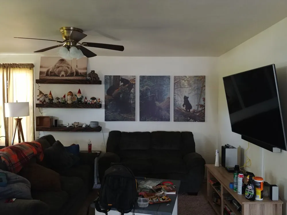 Slide of Bruin Builds Handyman